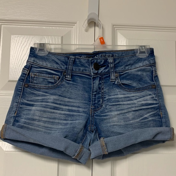 American Eagle shorts - Picture 1 of 3